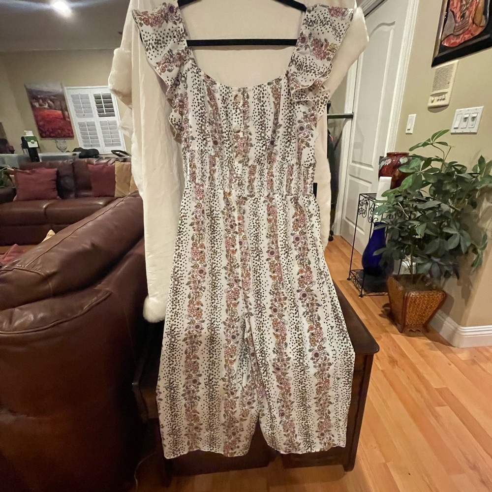 Hint of Bush Capri Jumpsuit NWT XL